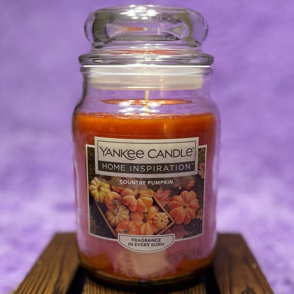 HTF Large YANKEE CANDLE Country Pumpkin 19 oz